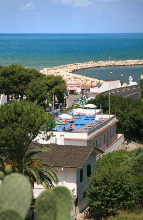 B&B Ala Marina Peschici Exterior photo